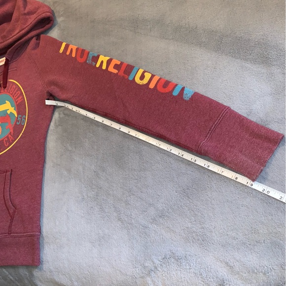 True Religion Logo Hoodie Heather Burgundy - Picture 8 of 13